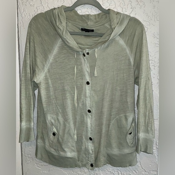 American Eagle Outfitters Tops - American Eagle Outfitters Sage Green Lightweight Zip-Up with Hood